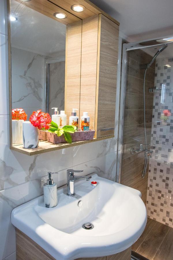 Kaiafas Luxury Philoxenia Διαμέρισμα Néa Péramos Εξωτερικό φωτογραφία